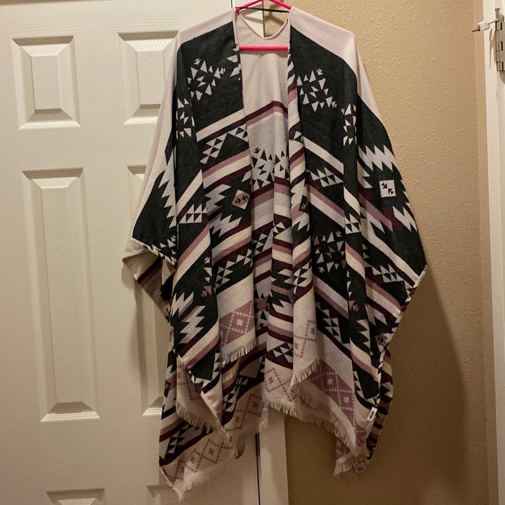 Women's Oversized open poncho